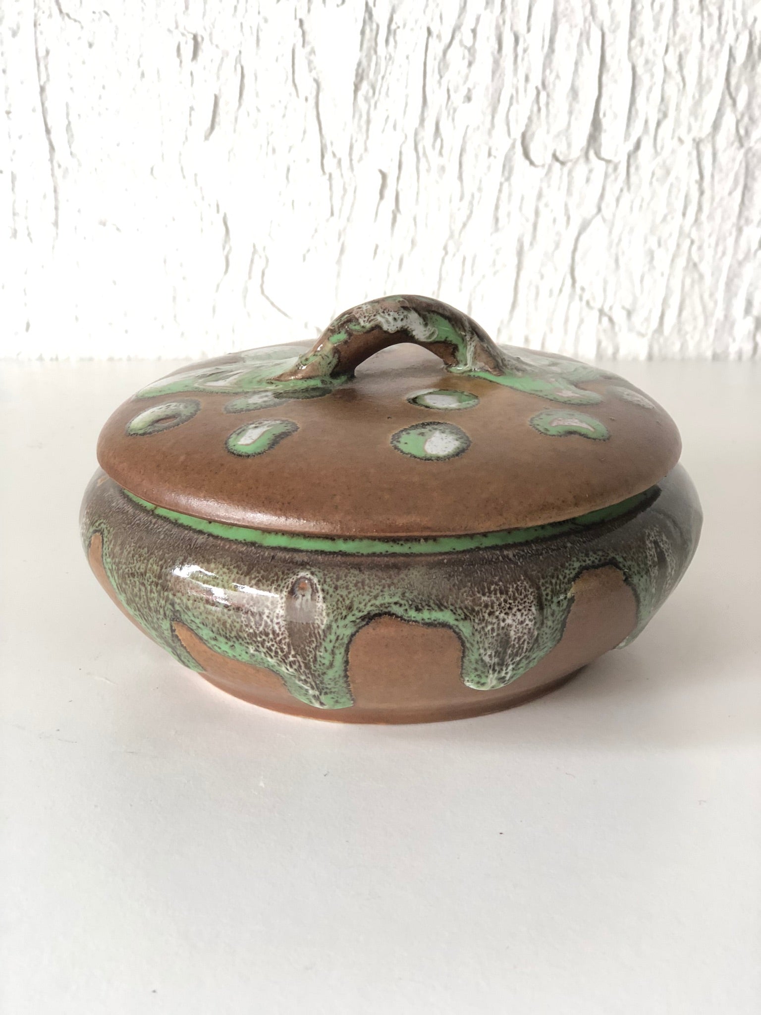 BONBONNIERE Grès de Puisaye  Signé ALFRED LEBRET.