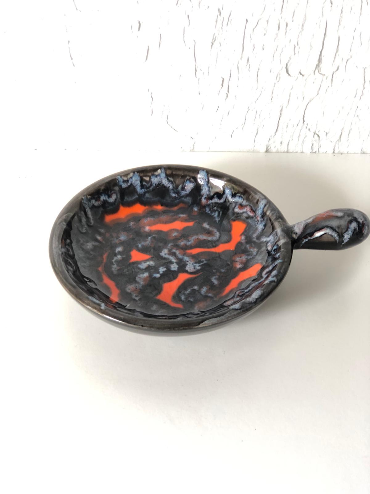 POELON  TERRE CUITE Signé VALLAURIS