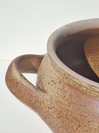 SOUPIERE GRES EMAILLEE BEIGE  ESTAMPILLÉE