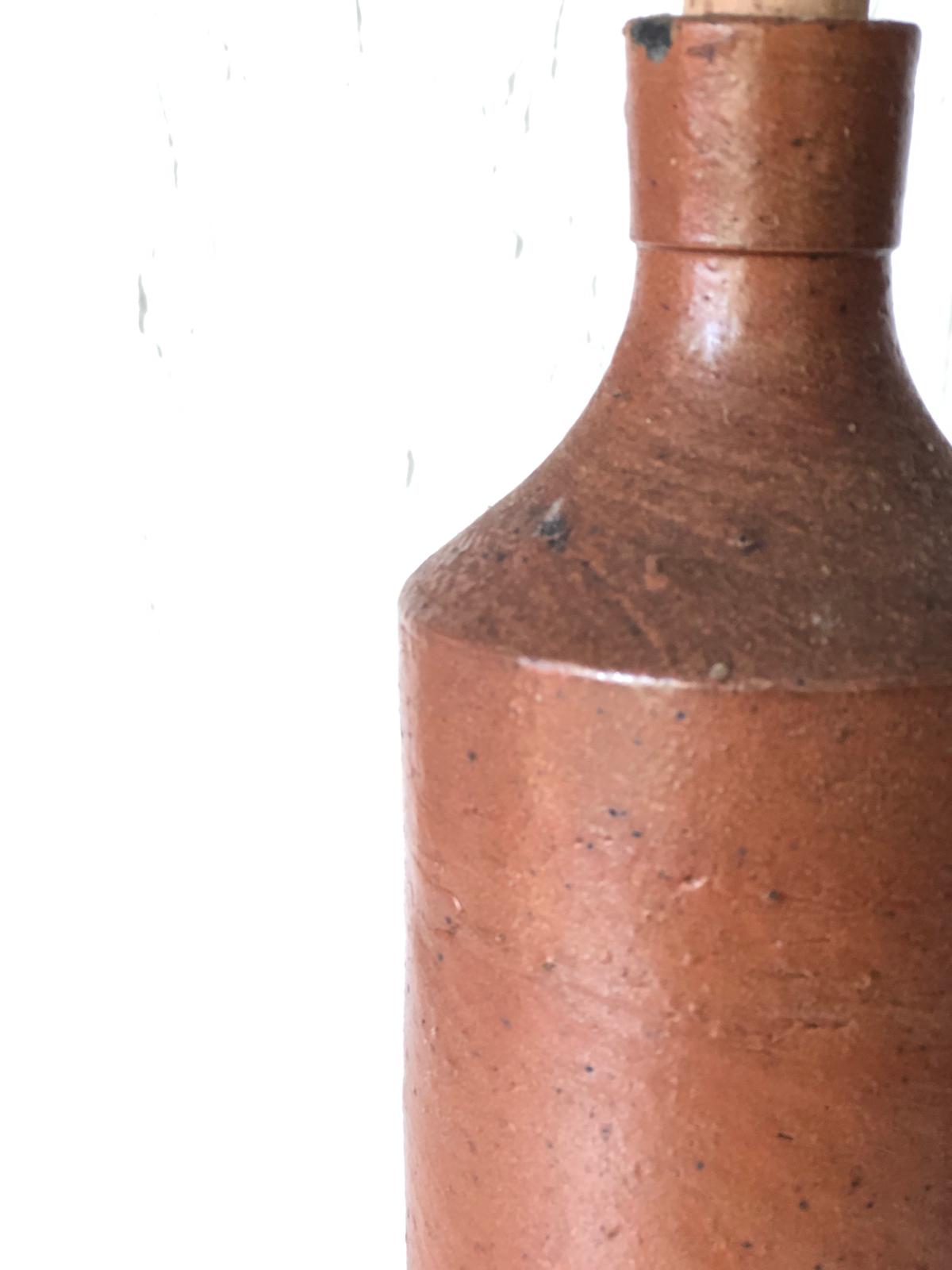 BOUTEILLE en Terre Cuite Brun