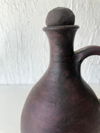 CRUCHE Terre Cuite estampillée