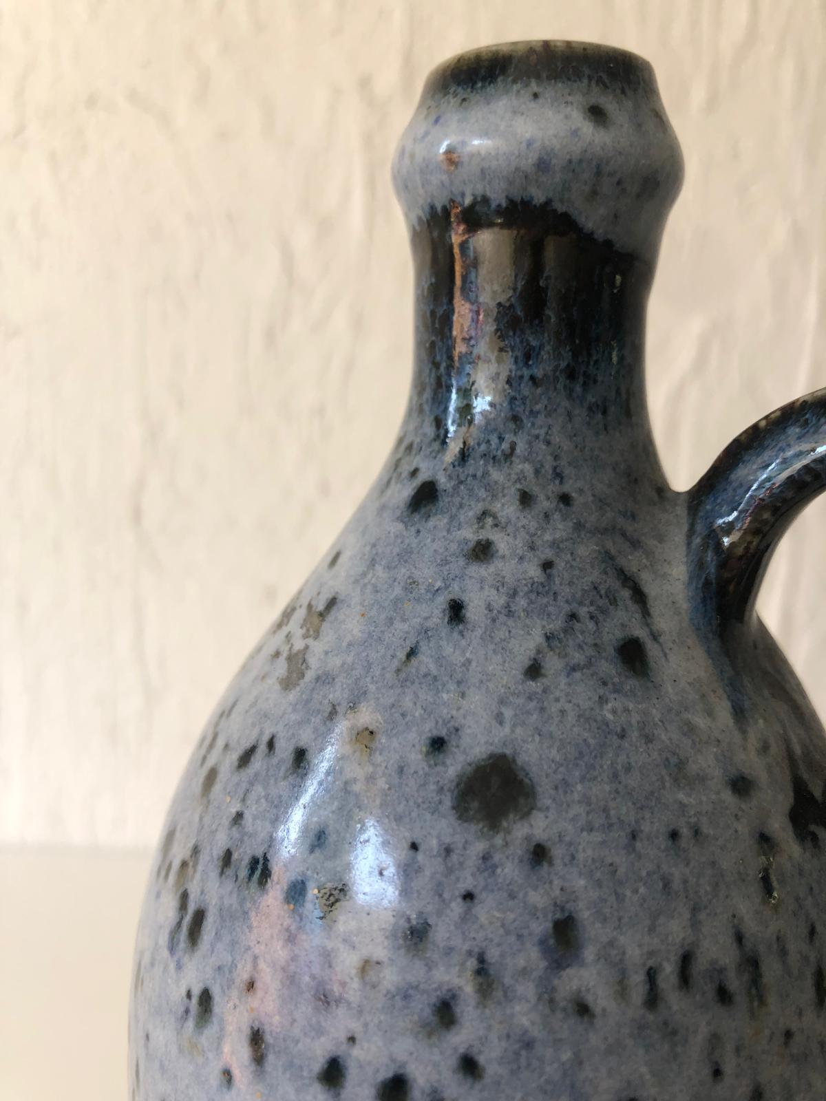 CRUCHE Terre Cuite Estampillé