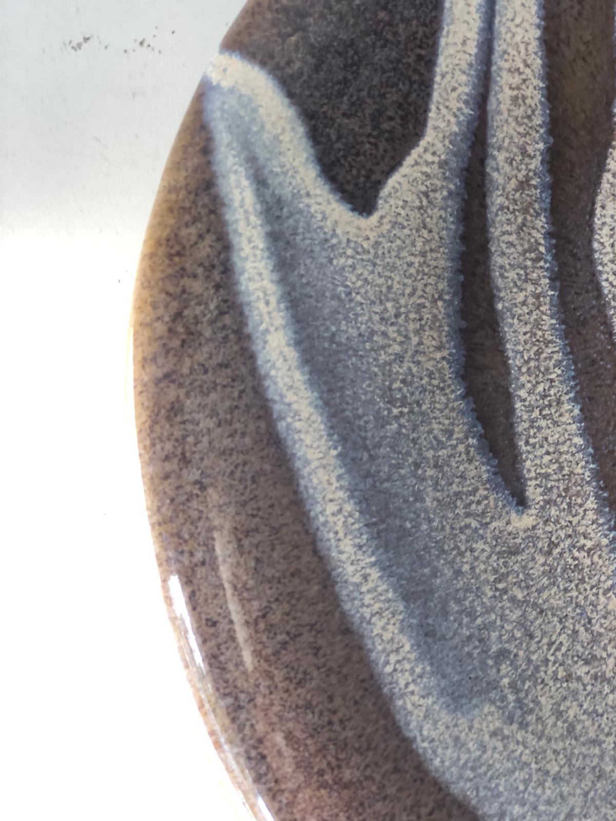 ASSIETTE Grès Emaillé Logo