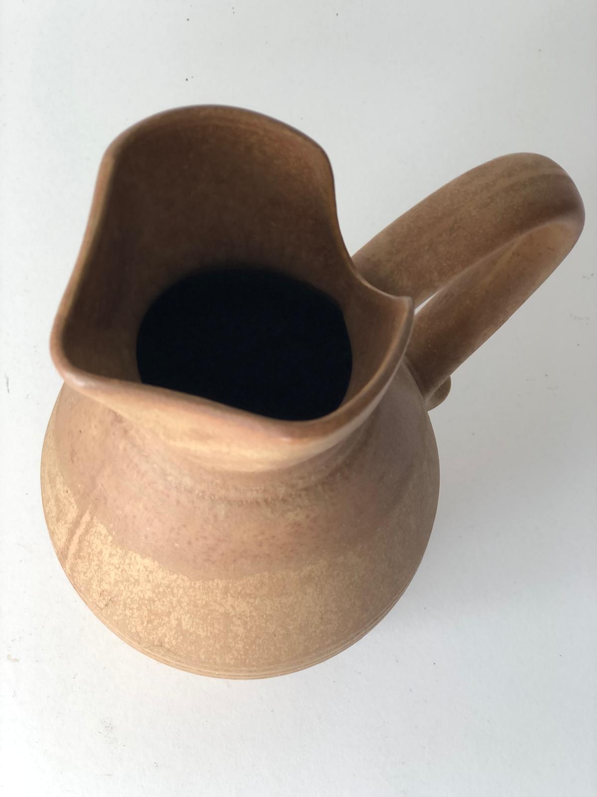 PICHET TERRE CUITE Estampillé et N°836