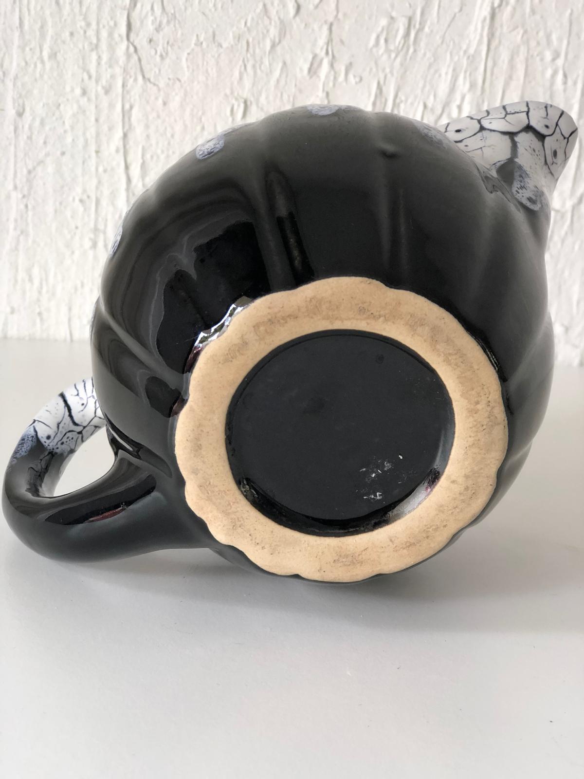CRUCHE Céramique FAT LAVA