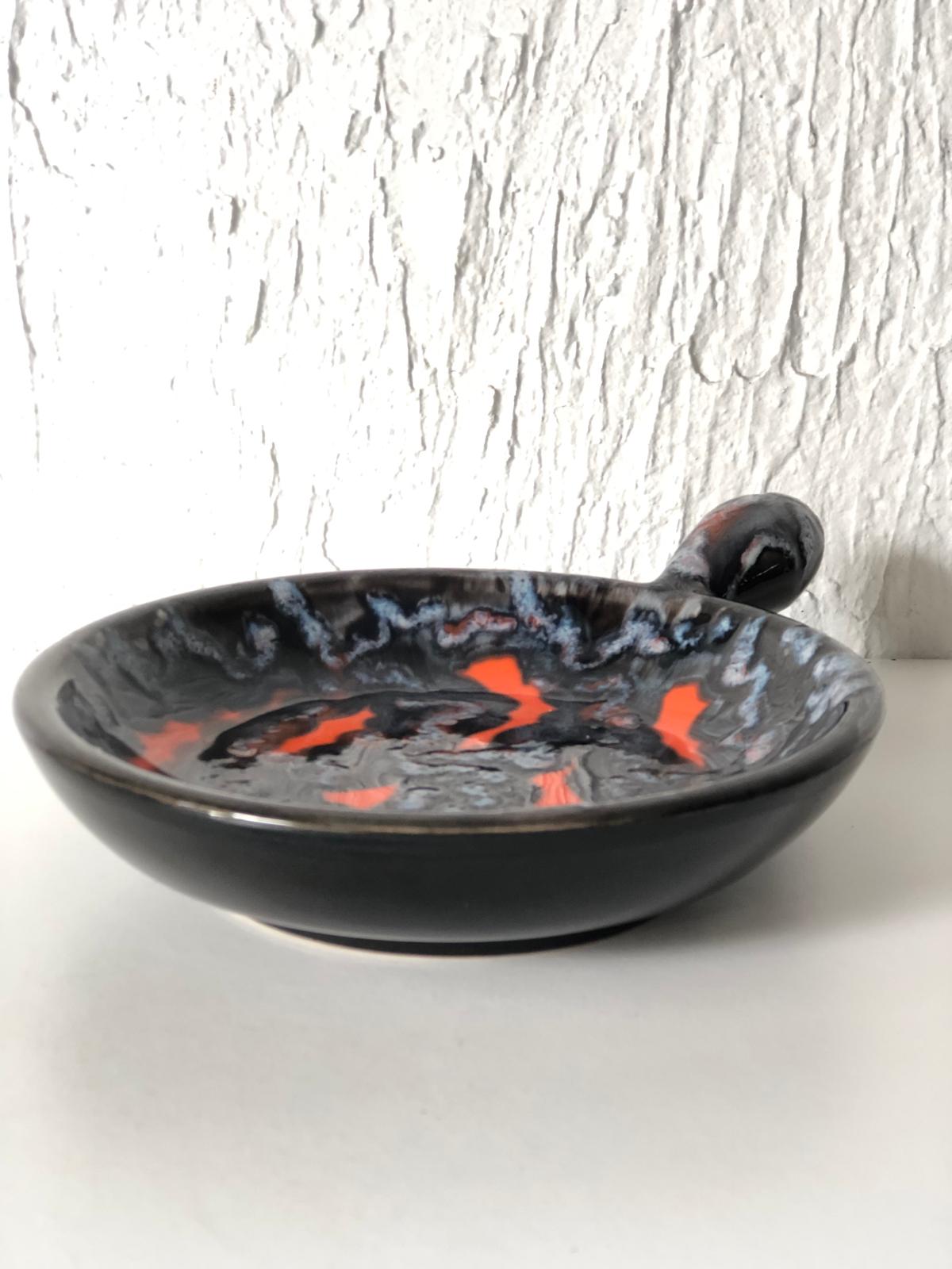 POELON  TERRE CUITE Signé VALLAURIS