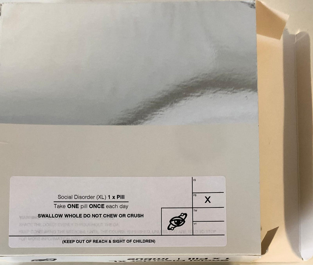 VITRUVIAN MAN Gold A17 V